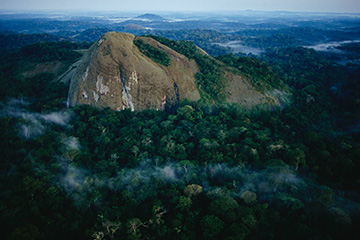 加蓬莫安達(dá)機(jī)場三字代碼(MFF),莫安達(dá)機(jī)場(Moanda airport)四字碼,加蓬機(jī)場三字碼查詢